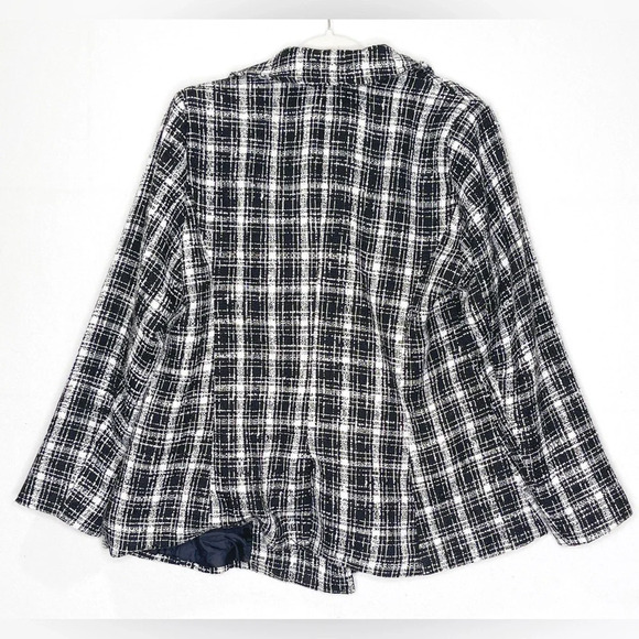 Lane Bryant Black & White Tweed Blazer With Gold Buttons Lined Front Pockets - Picture 2 of 8